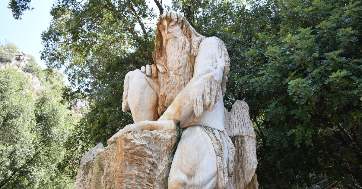 Jeita Grotto Sculpture Garden