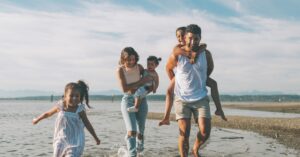 New Study Challenges Stereotypes Middle Children Excel in Honesty and Cooperation