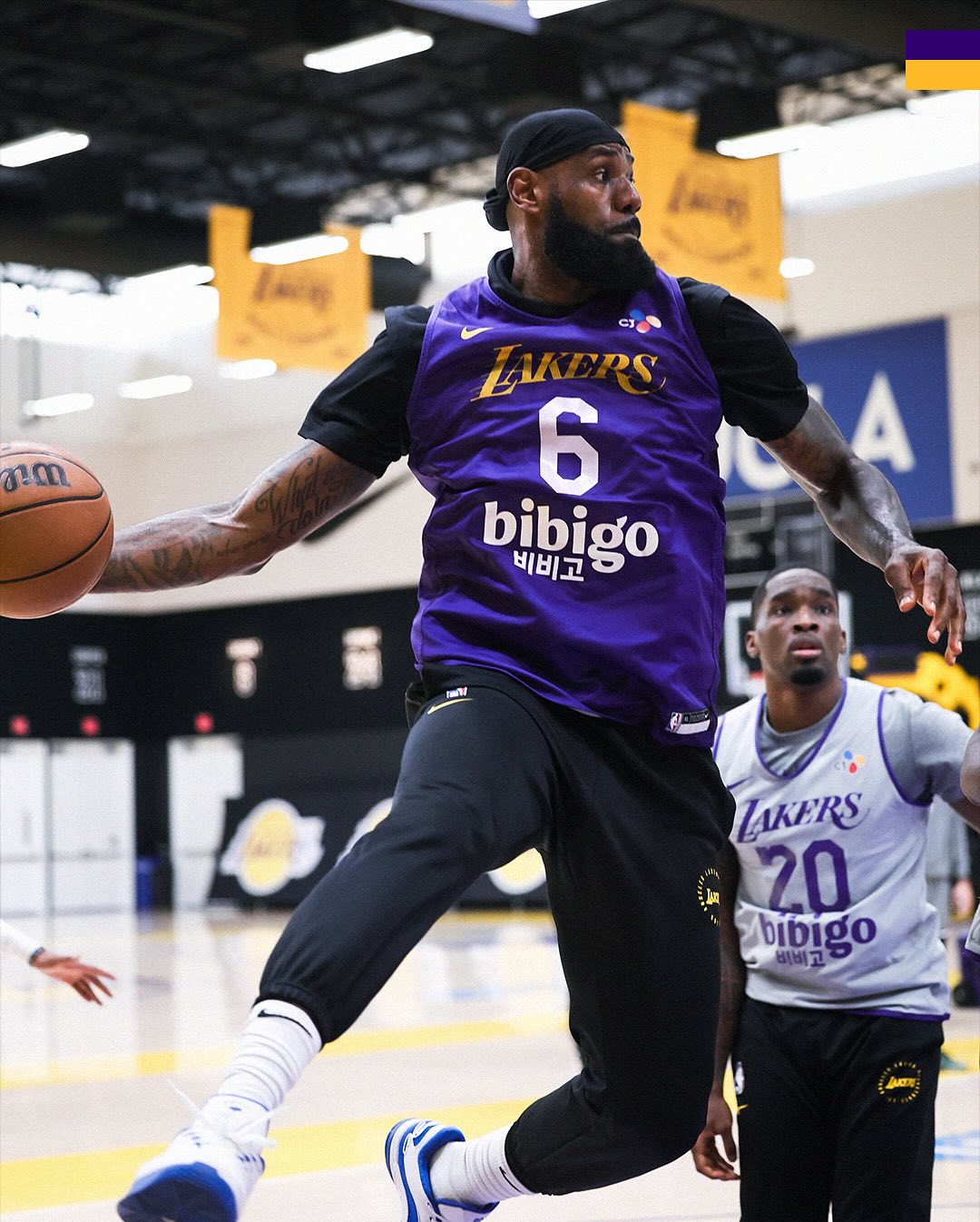 Los Angeles Lakers