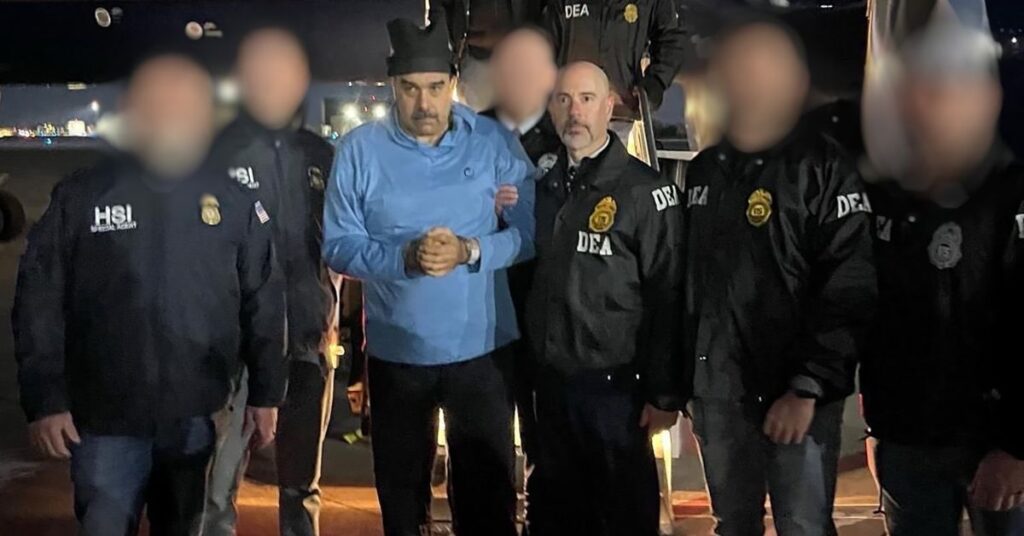 US Captures Nicolás Maduro In Daring Raid